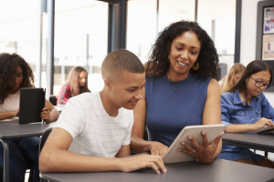 Genesys Cloud es la solución Cloud Contact Center omnicanal que le ayuda a captar más alumnos