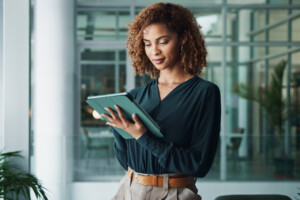 Genesys e Salesforce uniscono la loro esperienza nell’AI per combinare empatia ed efficienza