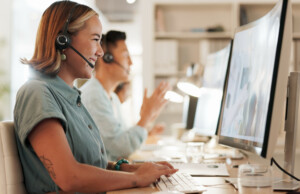 3 Formas en las que la IA ayuda en un contact center multilingüe