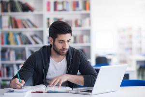 Por que as universidades precisam pensar na Experiência do Cliente