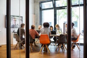 Tipping Towards Greatness: CEO Customer Experience Perspective