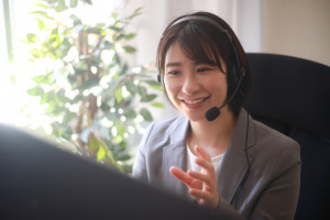 AHTとは? 計算方法から改善まで、最新コールセンター運用の考え方